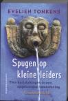 Spugen op kleine leiders